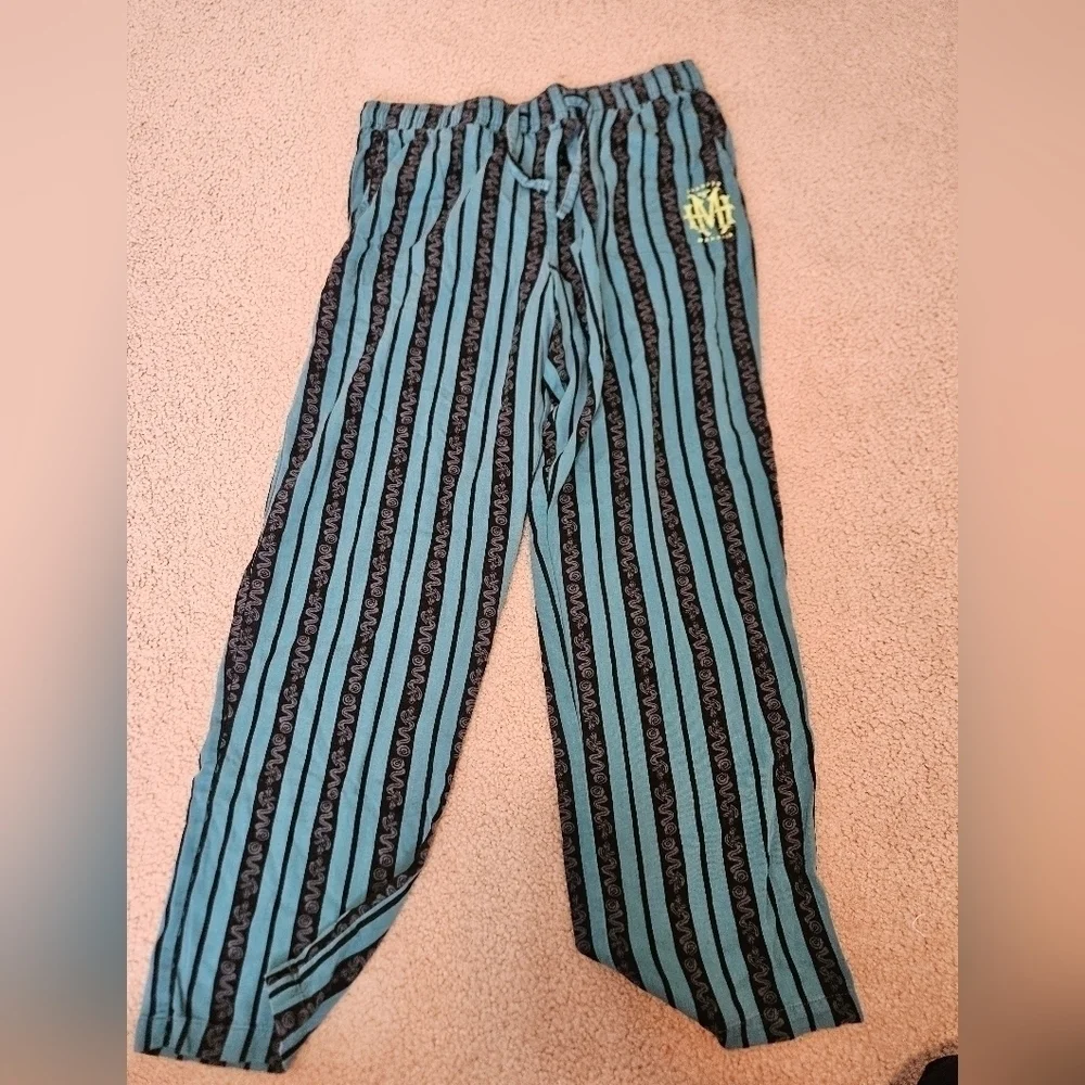 Disney's haunted mansion pj set XS/M - Picture 5 of 10